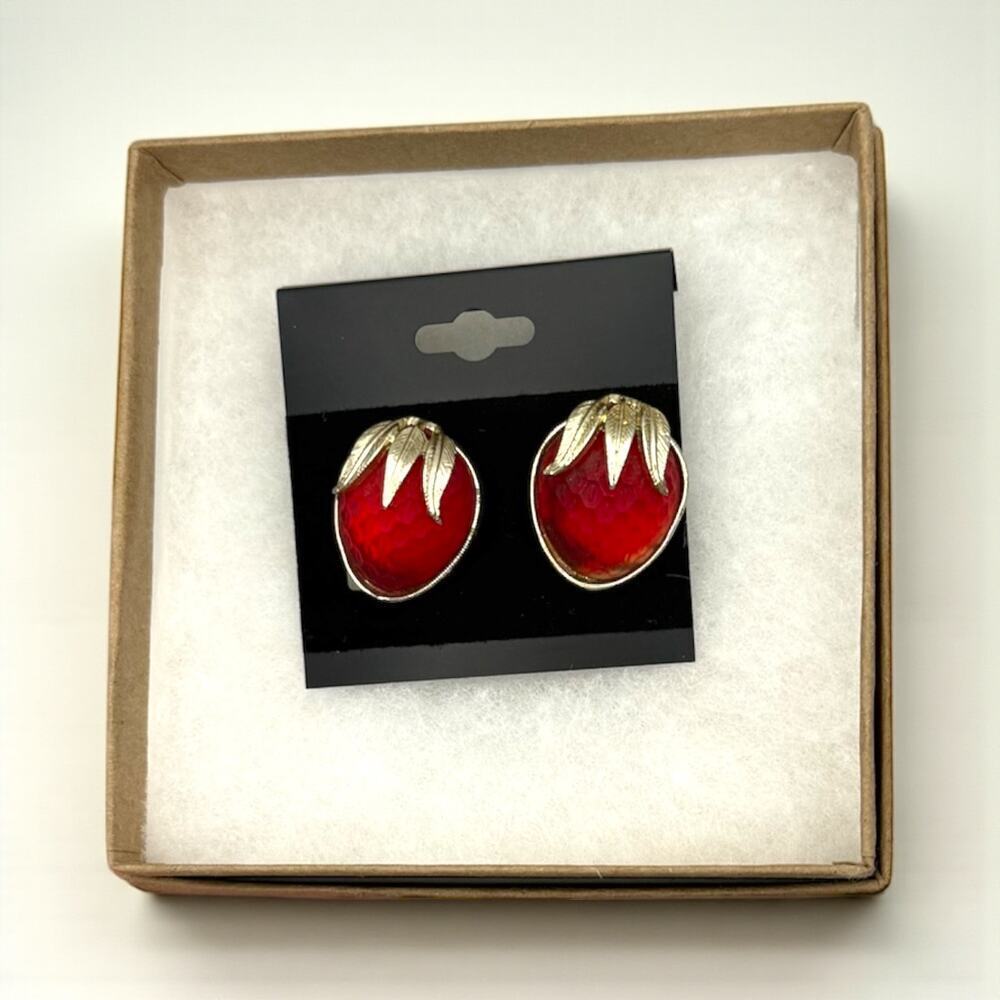 Vintage Sarah Coventry Strawberry Festival Red Earrings Clip On Book Piece - Picture 6 of 7